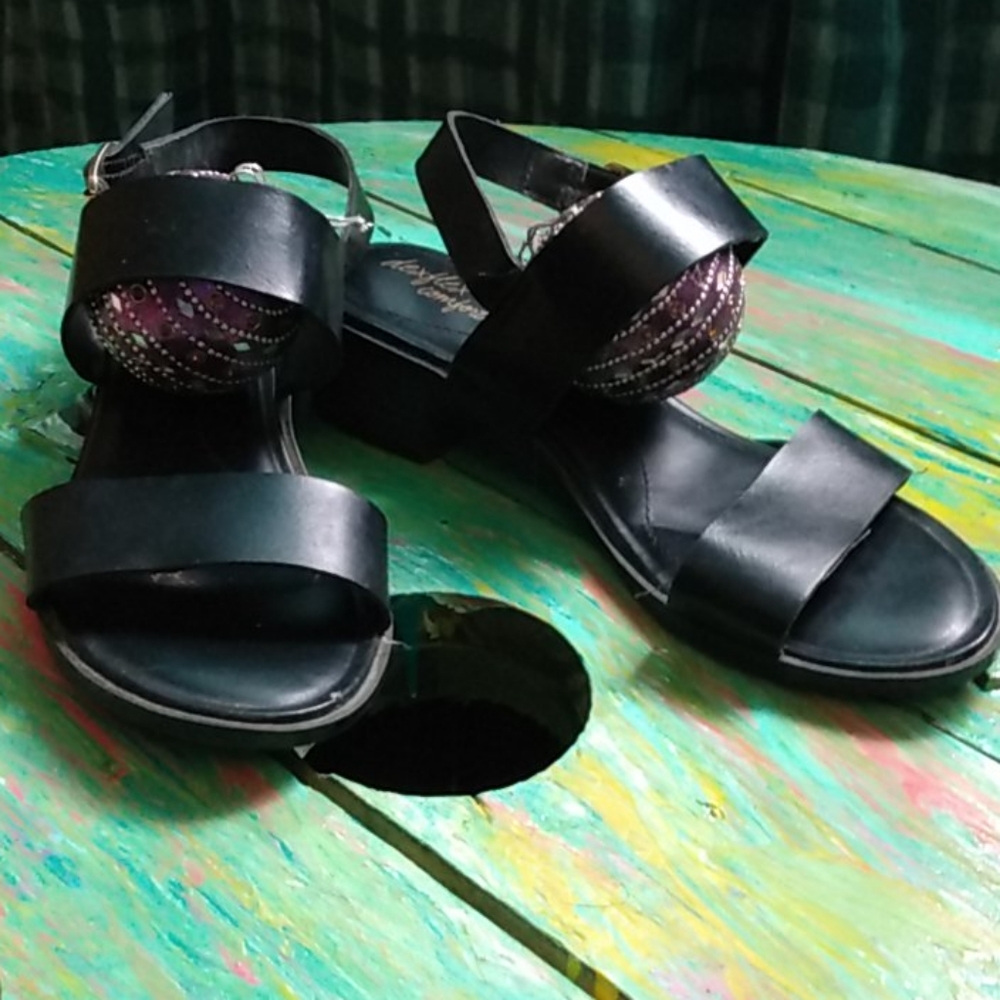 Black flats